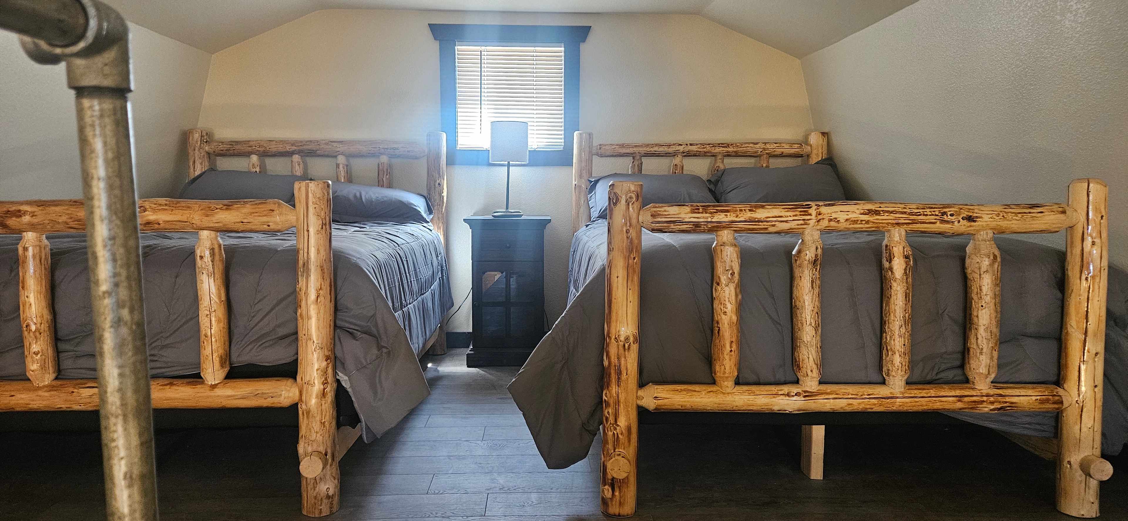Cowboy Cabins And Horseback Riding
