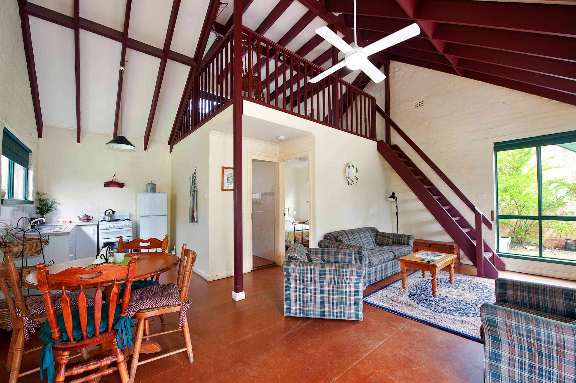Kurrajong Trails & Cottages