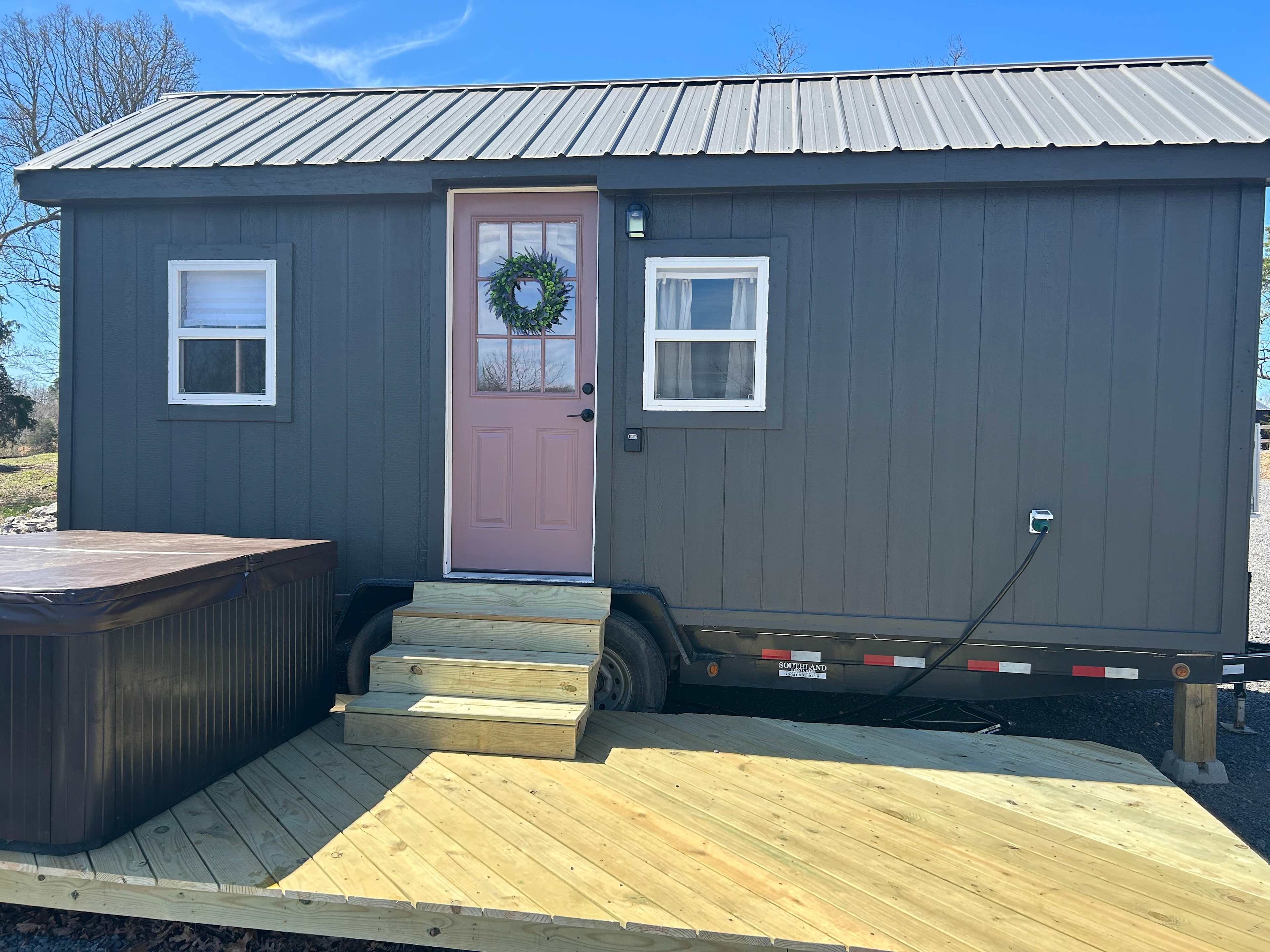 Grassy Road Cabins and RV Camping