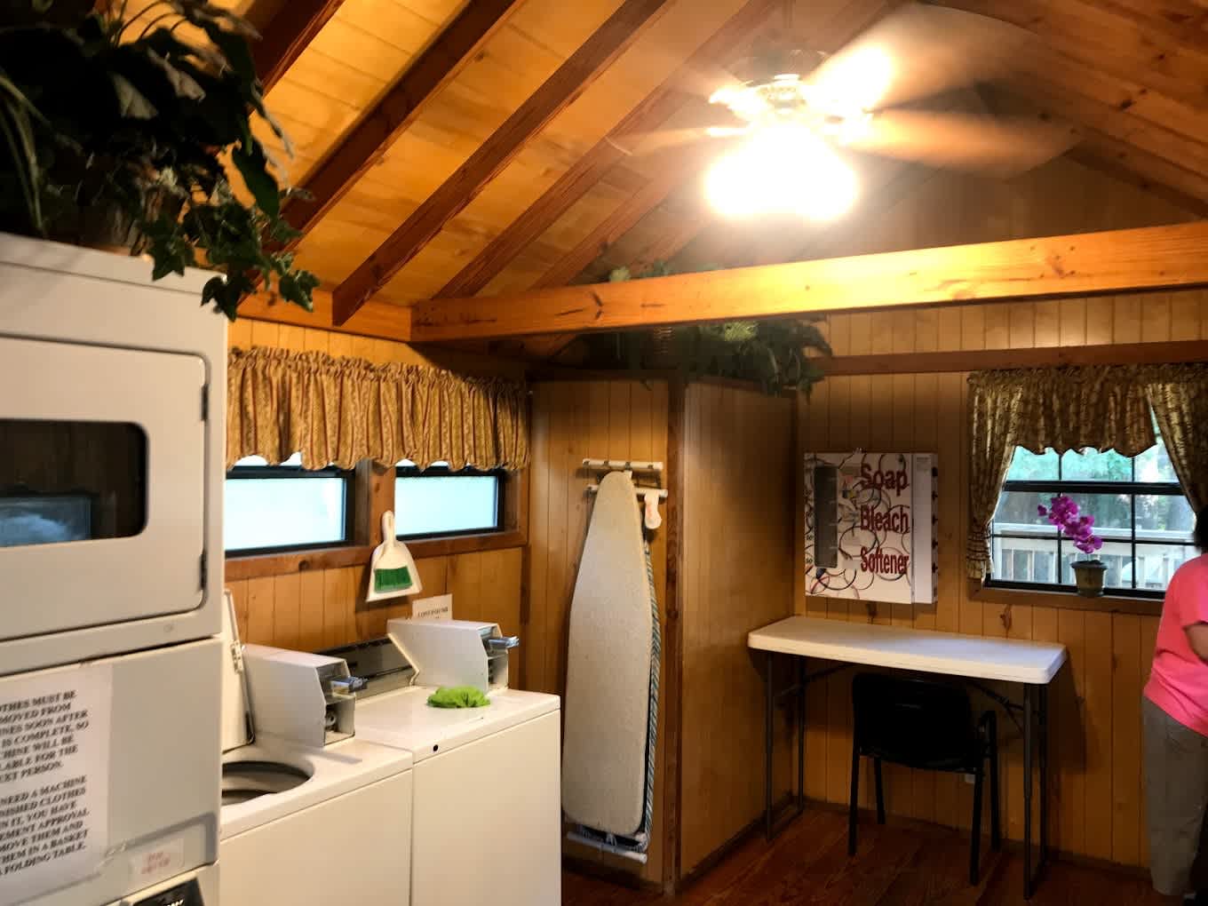Lone Star Lakes RV Park