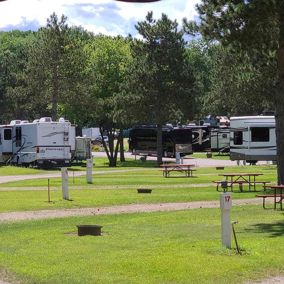 Country Roads Motorhome & RV Park