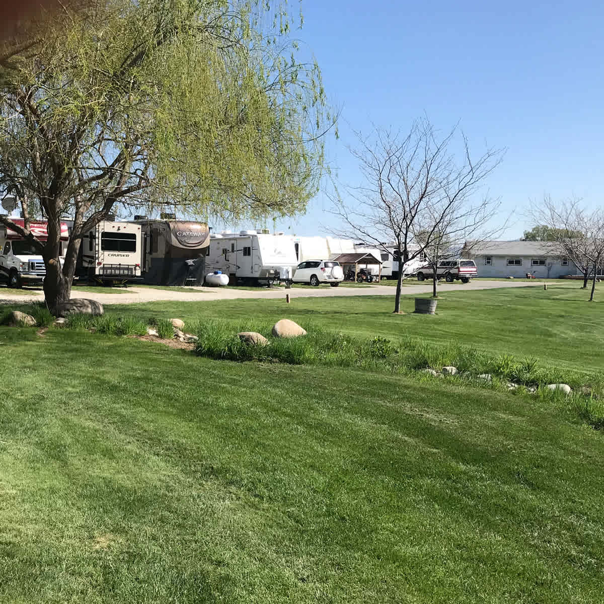 Sunset Lakes RV Park