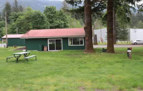 Lone Fir Resort