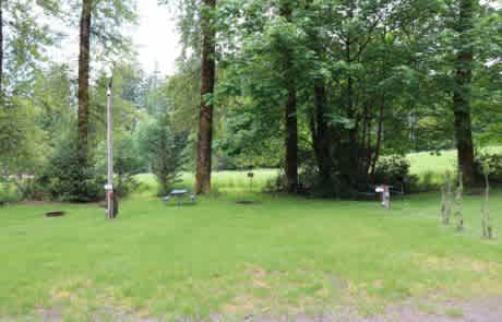 Lone Fir Resort