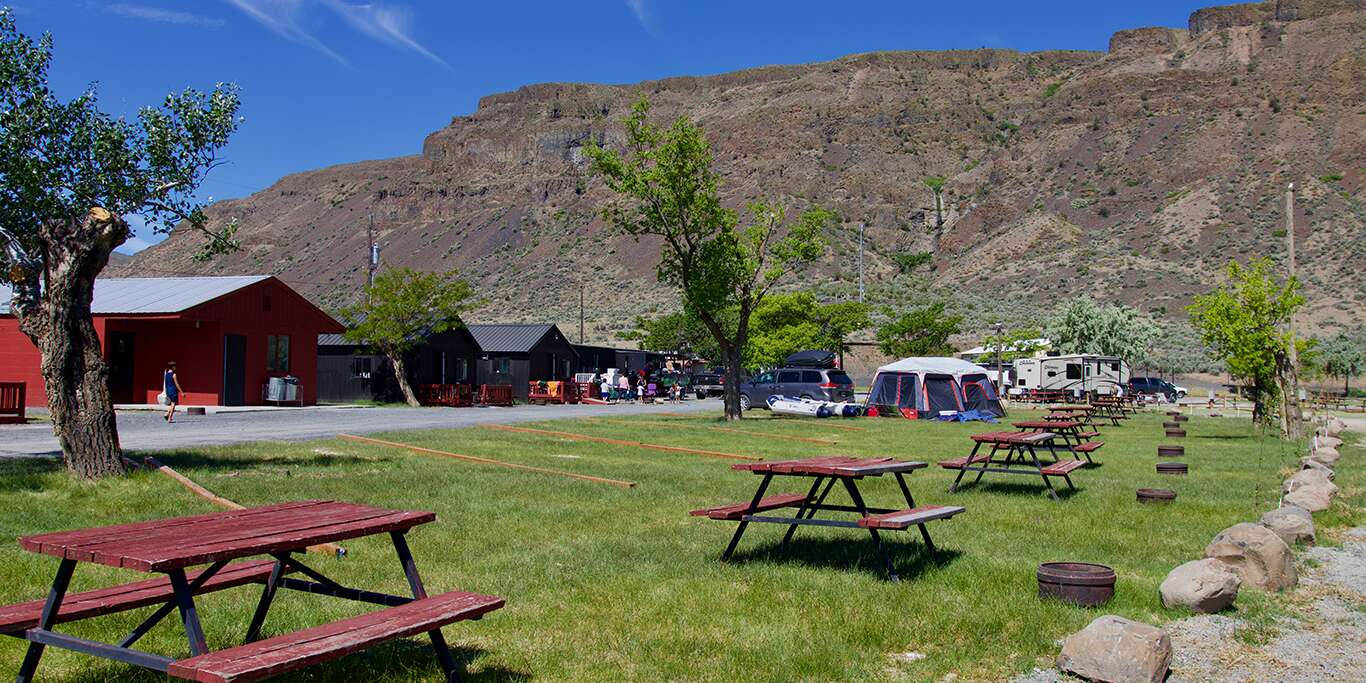 Blue Lake Resort