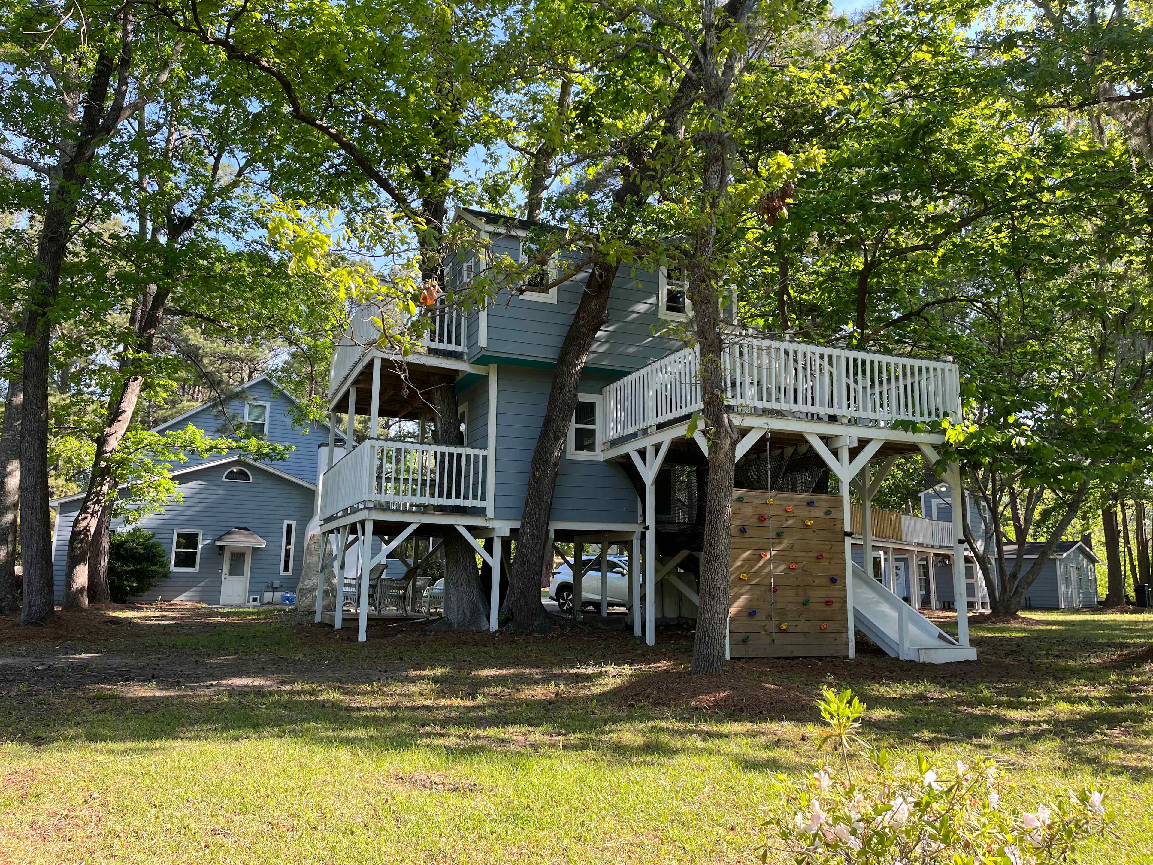 Three Story Hollywood Treehouse