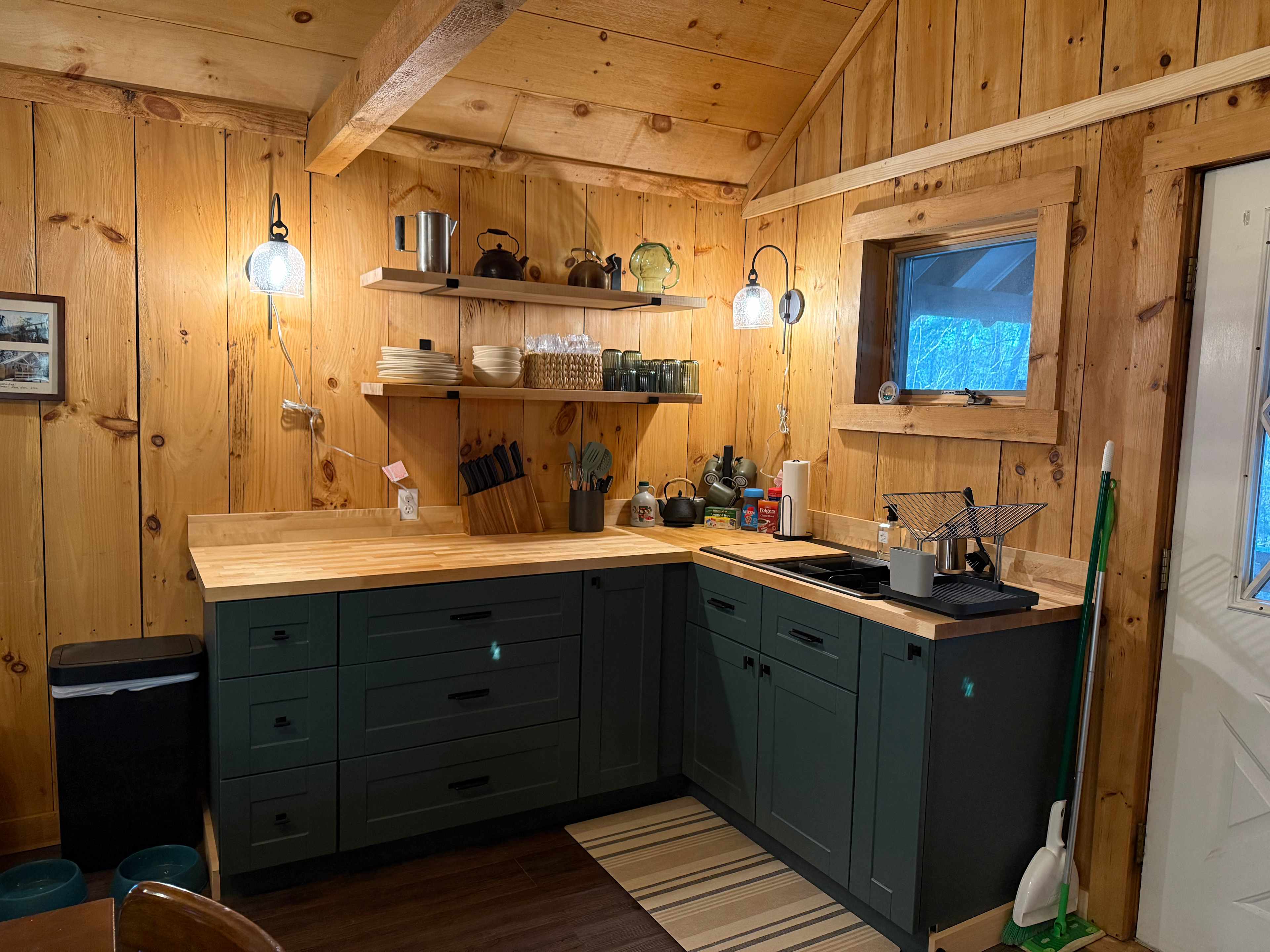 Cozy Mountain Cabin