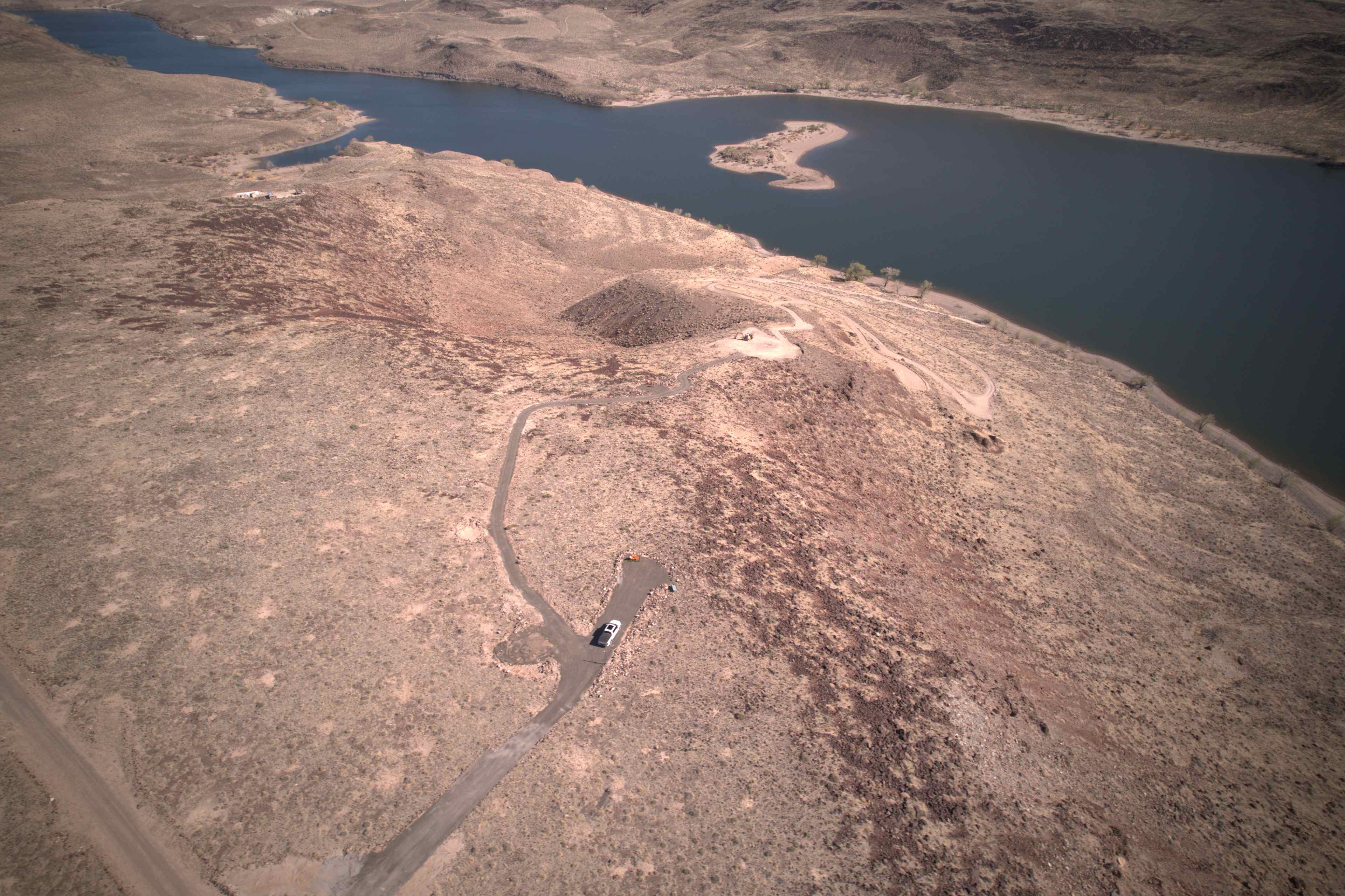 Lahontan Shores High Desert Retreat