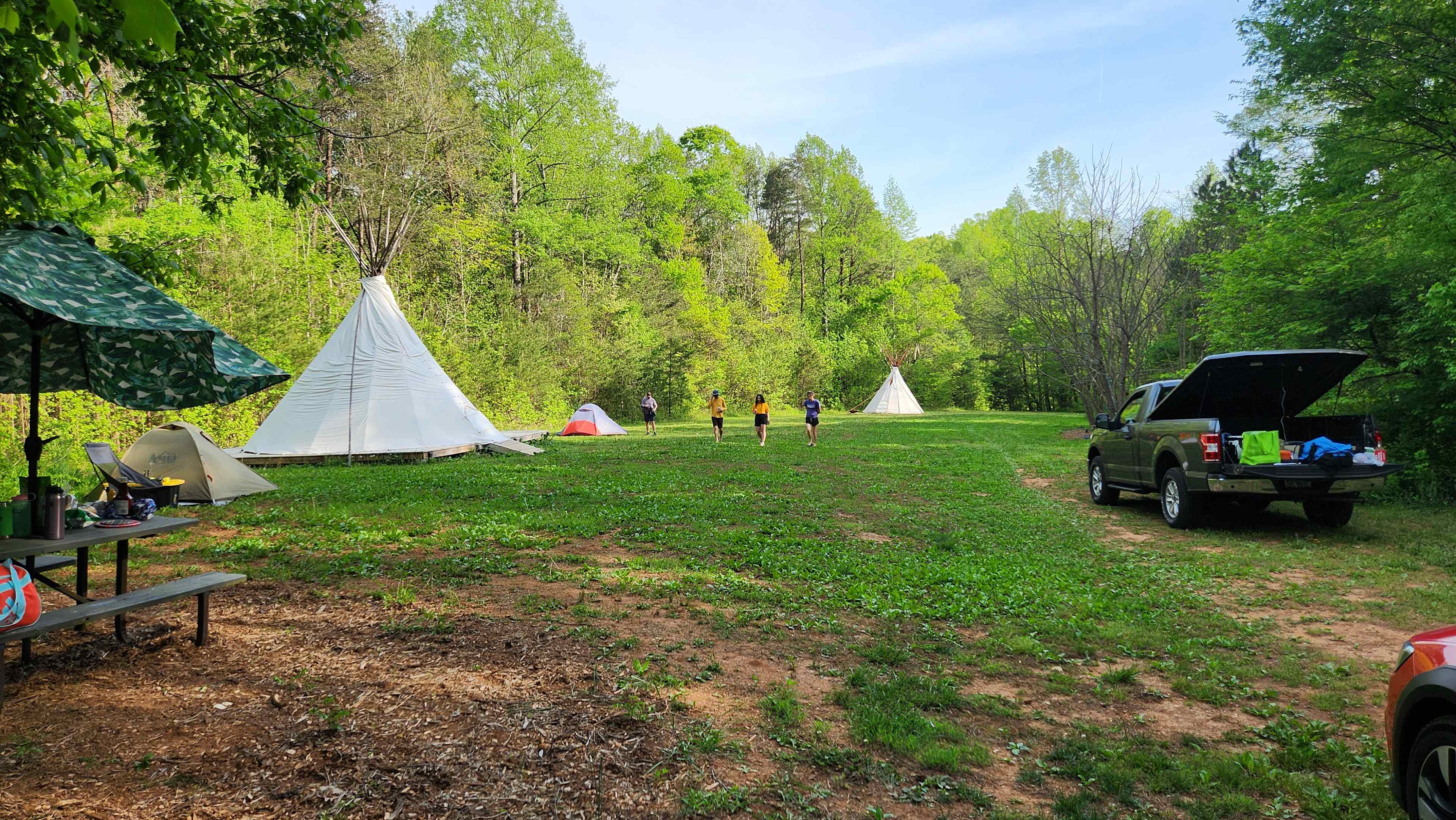 Bear Creek Tee-Pee Retreat