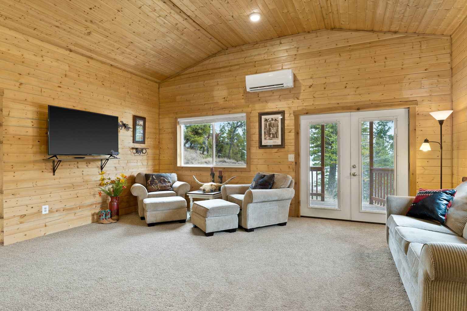 High Speed Cable Internet is included. The Sofa converts into a queen size bed. The knotty pine gives it a Montana feel. 