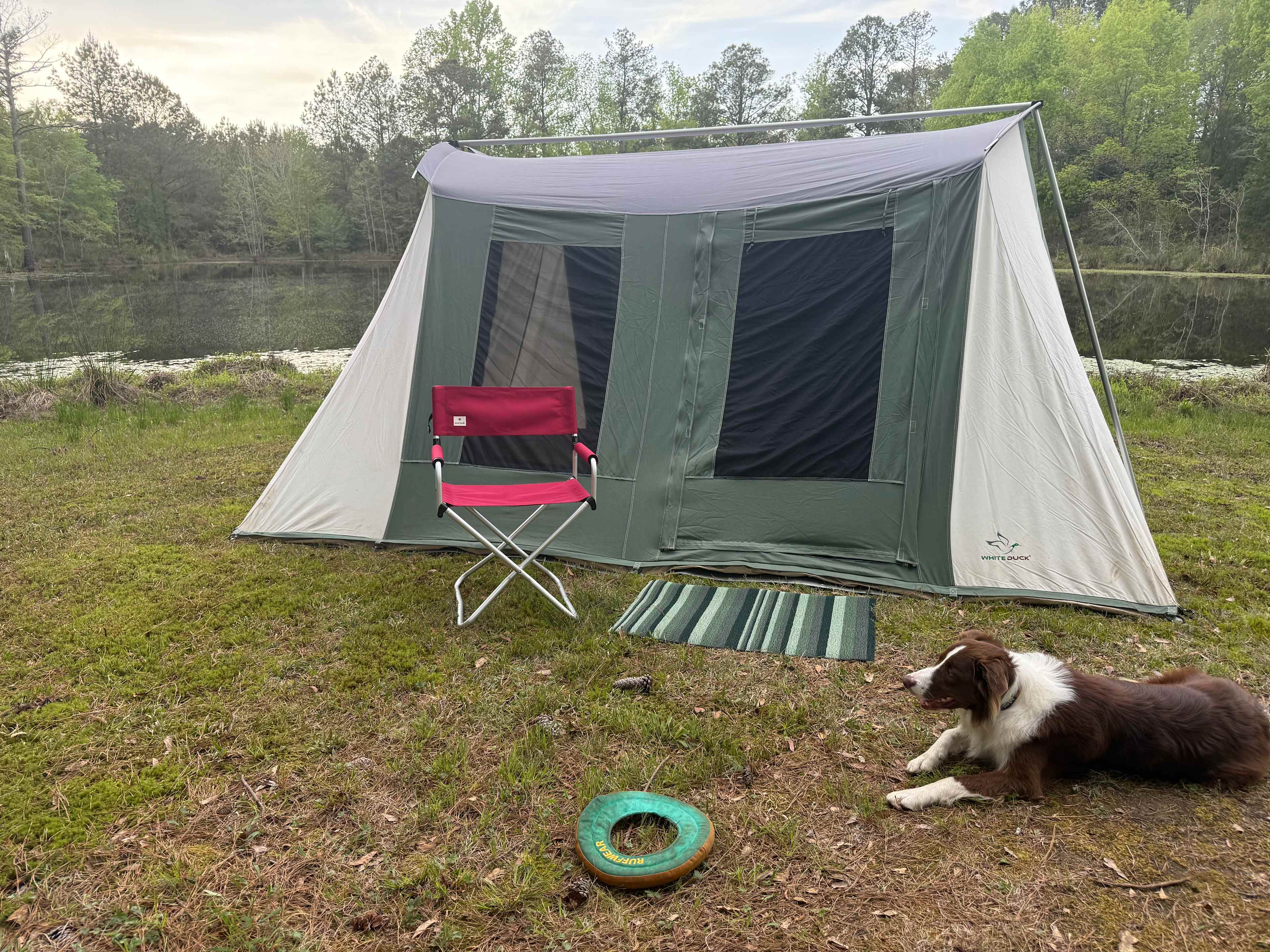 Ravenwood Pond