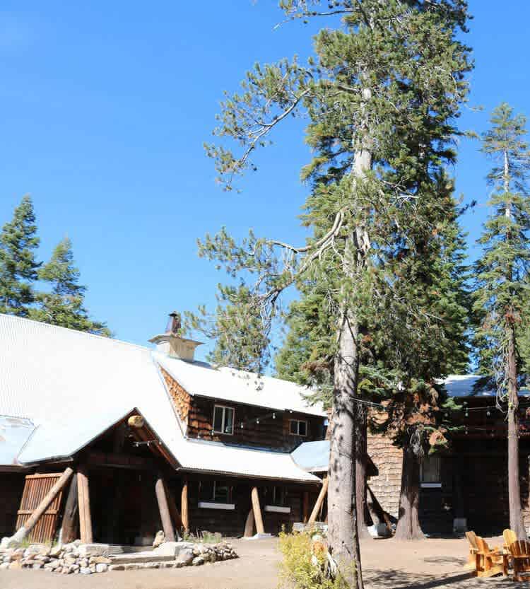 Clair Tappaan Lodge - Hutchinson Lodge