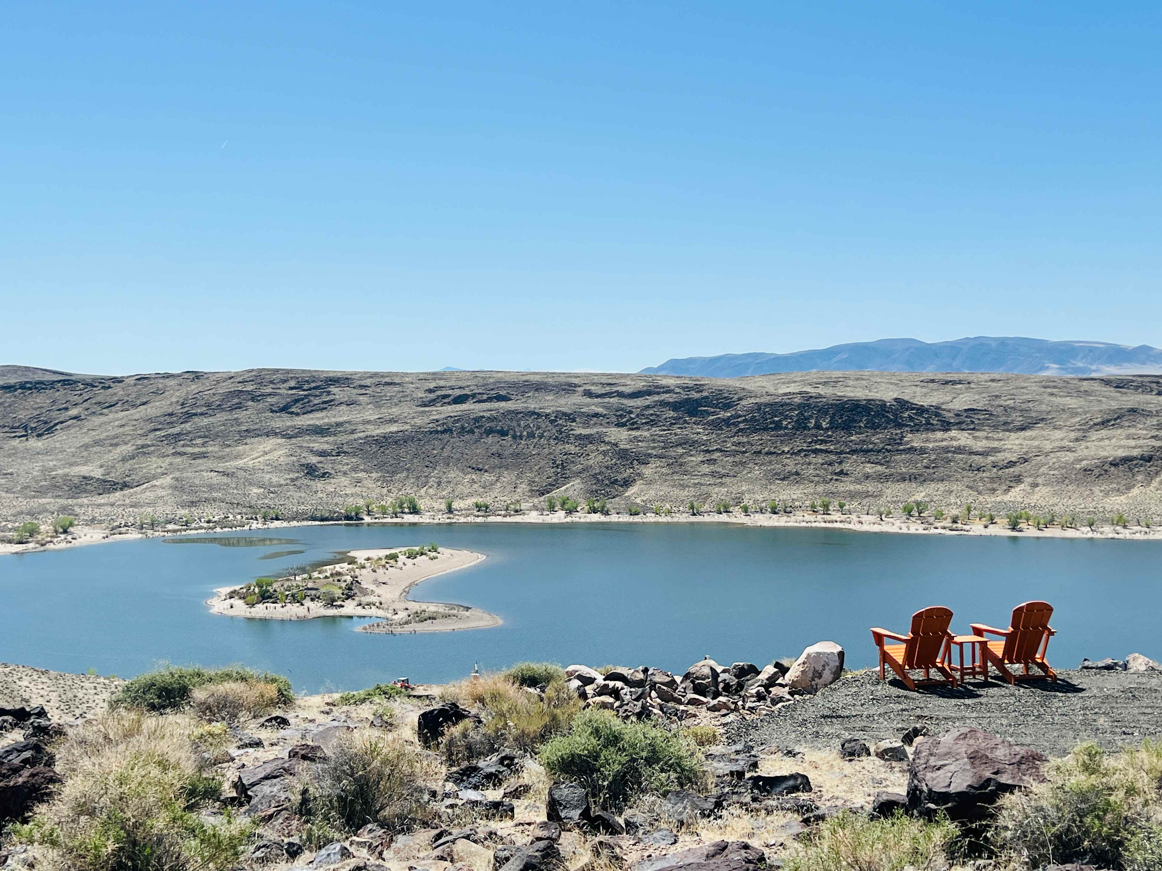 Lahontan Shores High Desert Retreat