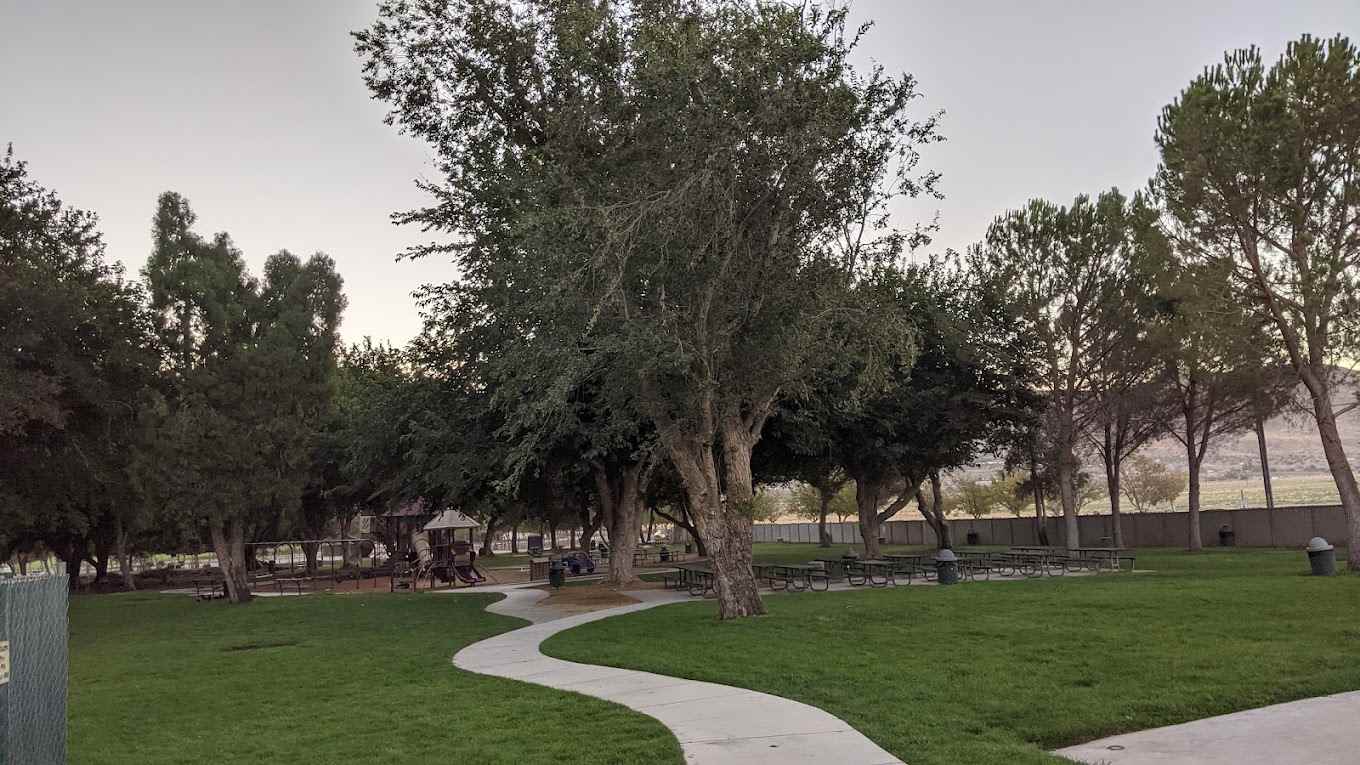 Hesperia Lake Park