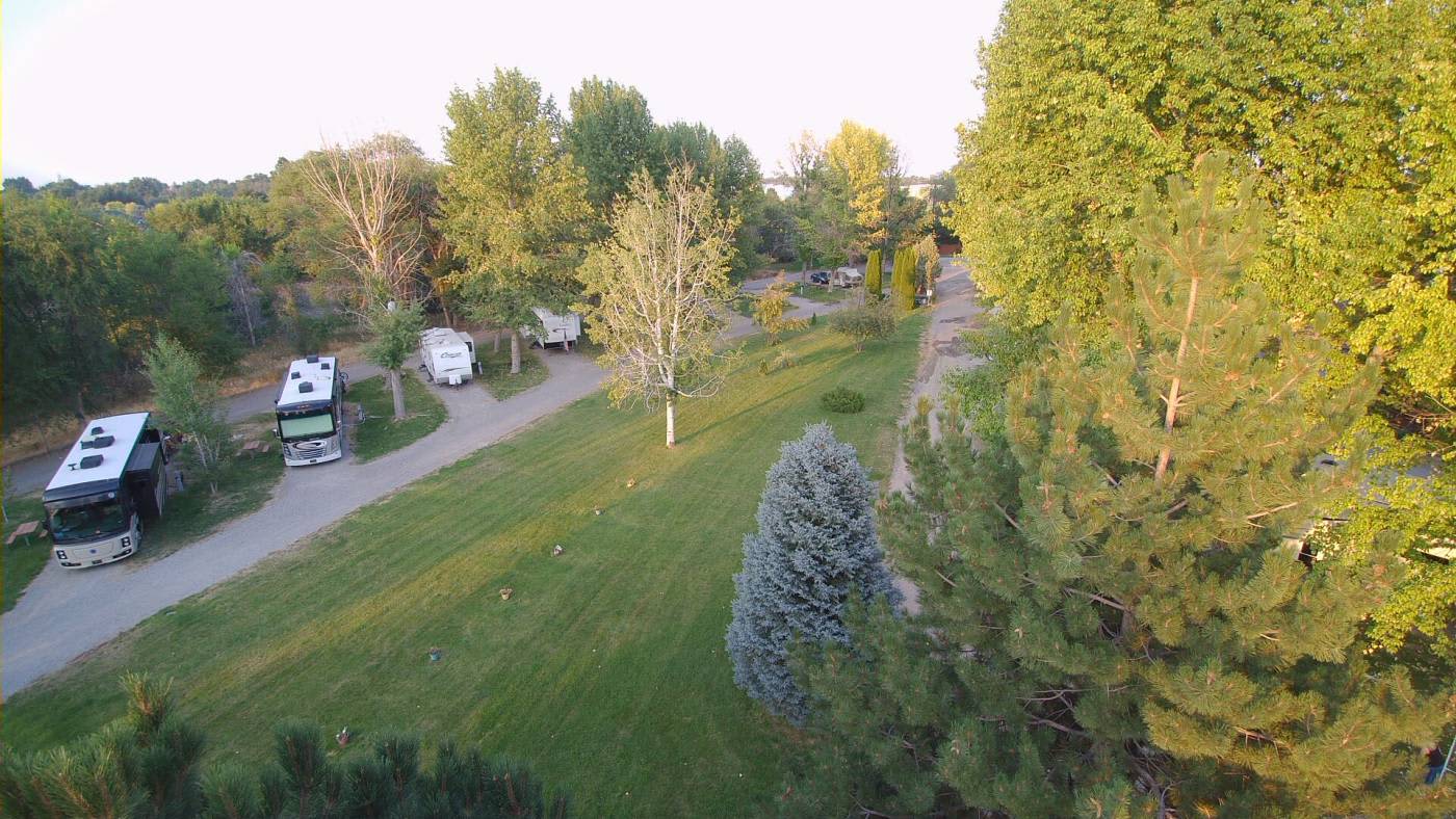 Intermountain Motor Homes and RV Camp