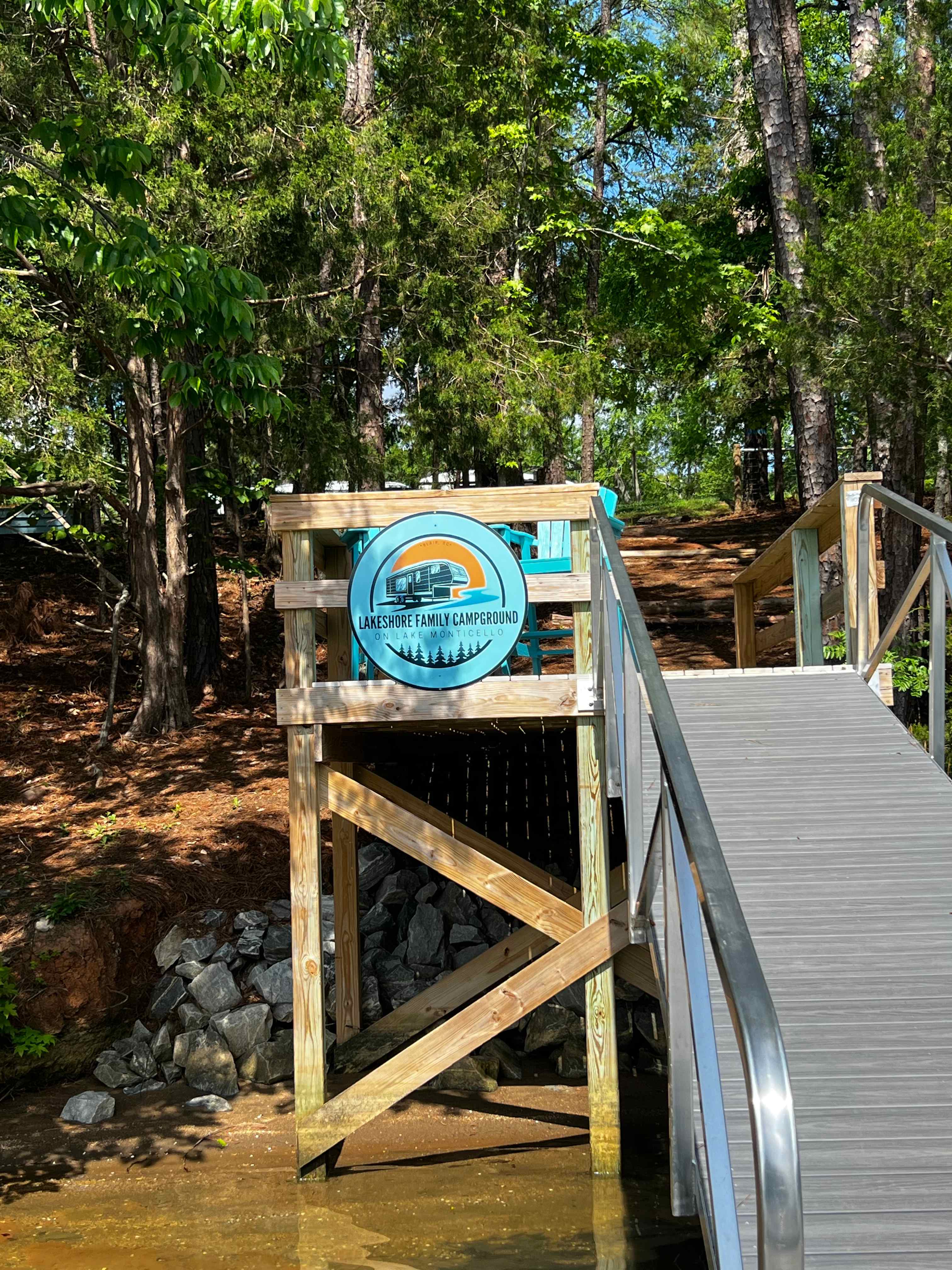 Lakeshore Family Campground