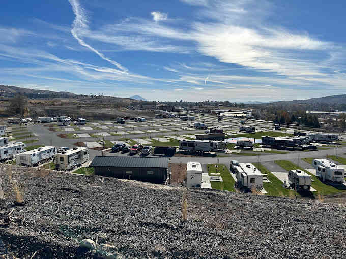 Klamath Falls RV Resort by RJourney