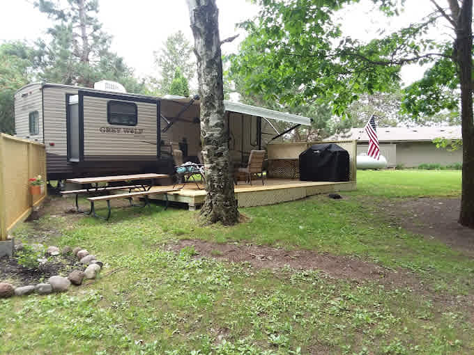Woodsong RV Resort