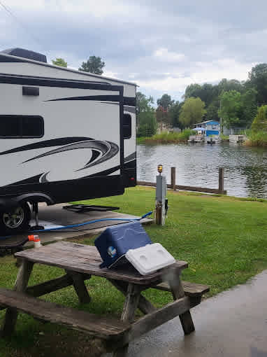 Angel's Landing Campground Restaurant & Marina