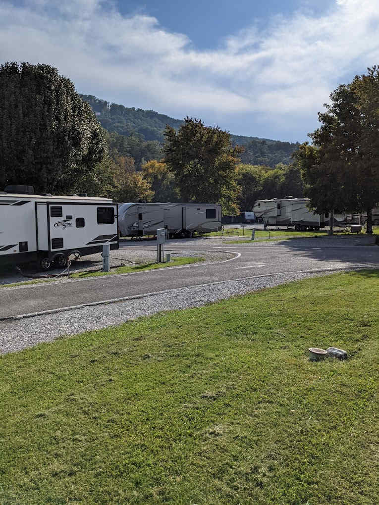 King's Holly Haven RV Park