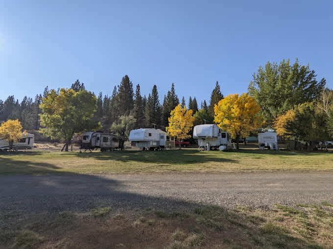 Eagles Nest RV Park