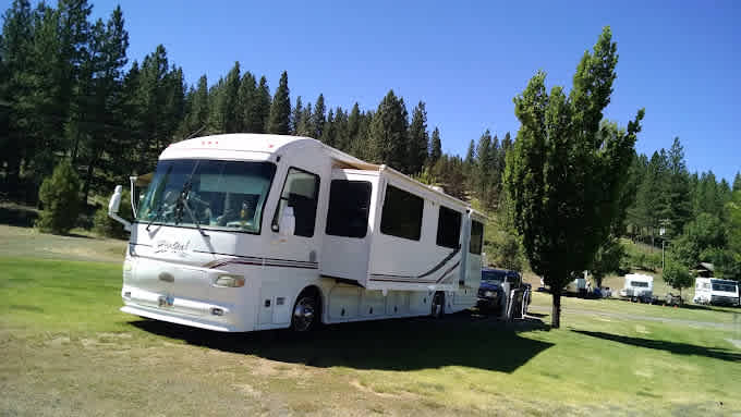 Eagles Nest RV Park