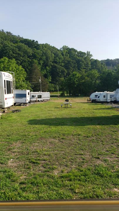 Creekside by the Lake Campground