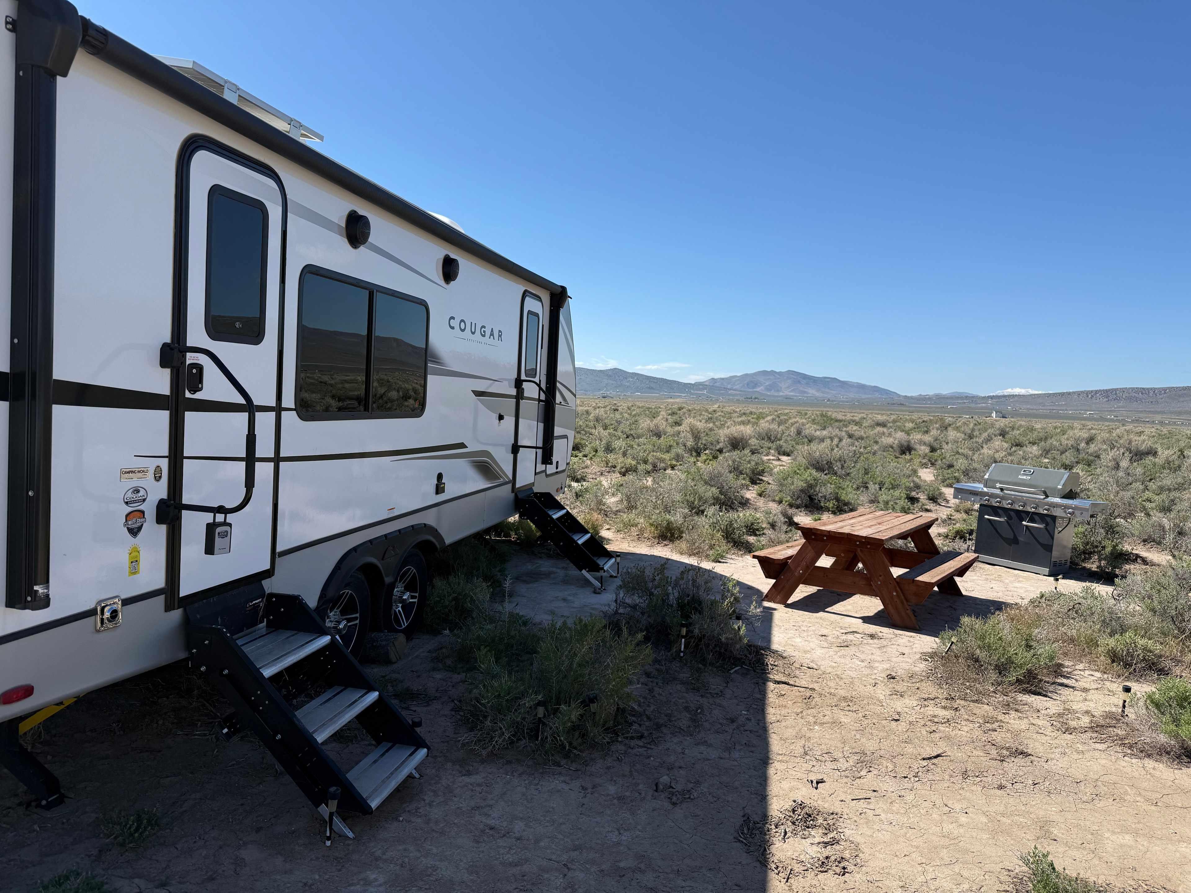 Luxury Trailer on Off-grid Emu Farm