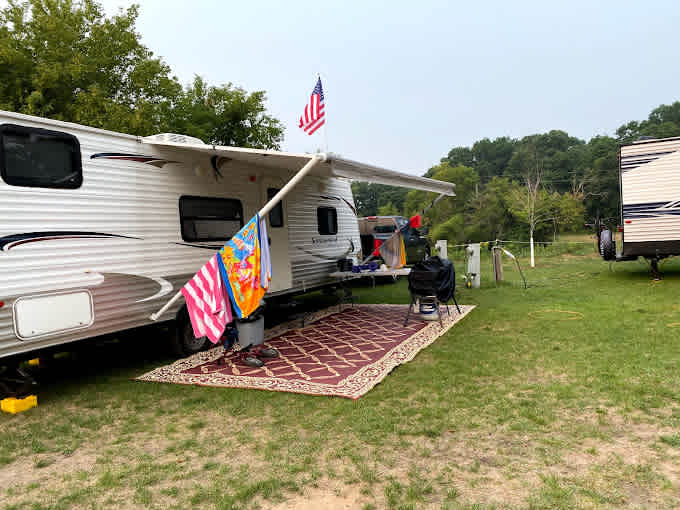 Country Camping Tent & RV Park