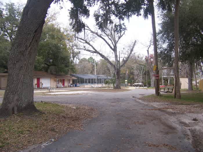 Big Oaks River Resort
