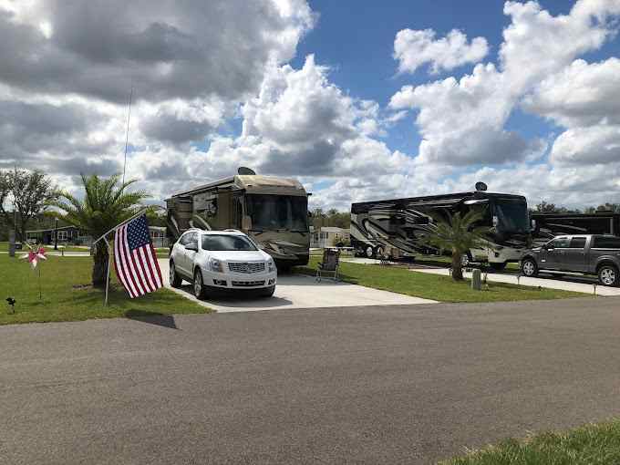 Cross Creek Country Club and RV Resort