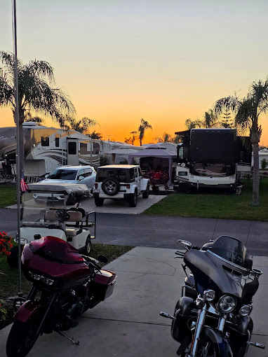 Cross Creek Country Club and RV Resort