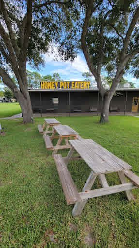 Bee's RV Resort