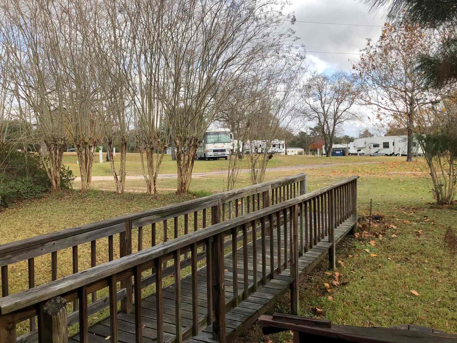 Magnolia Lake RV Park