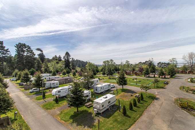 Redwood Coast Cabins and RV Resort