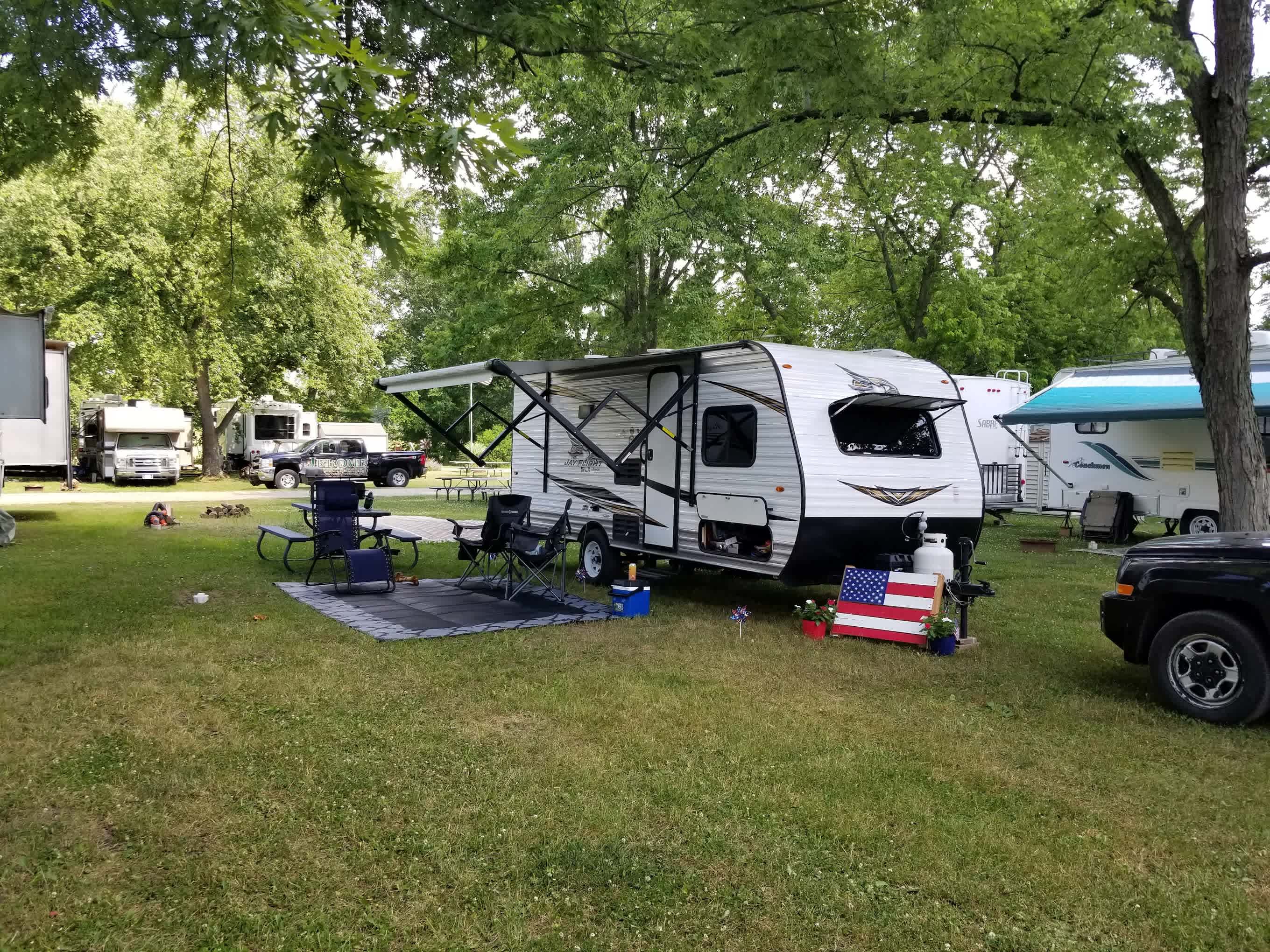 Full Hook-Up RV Sites