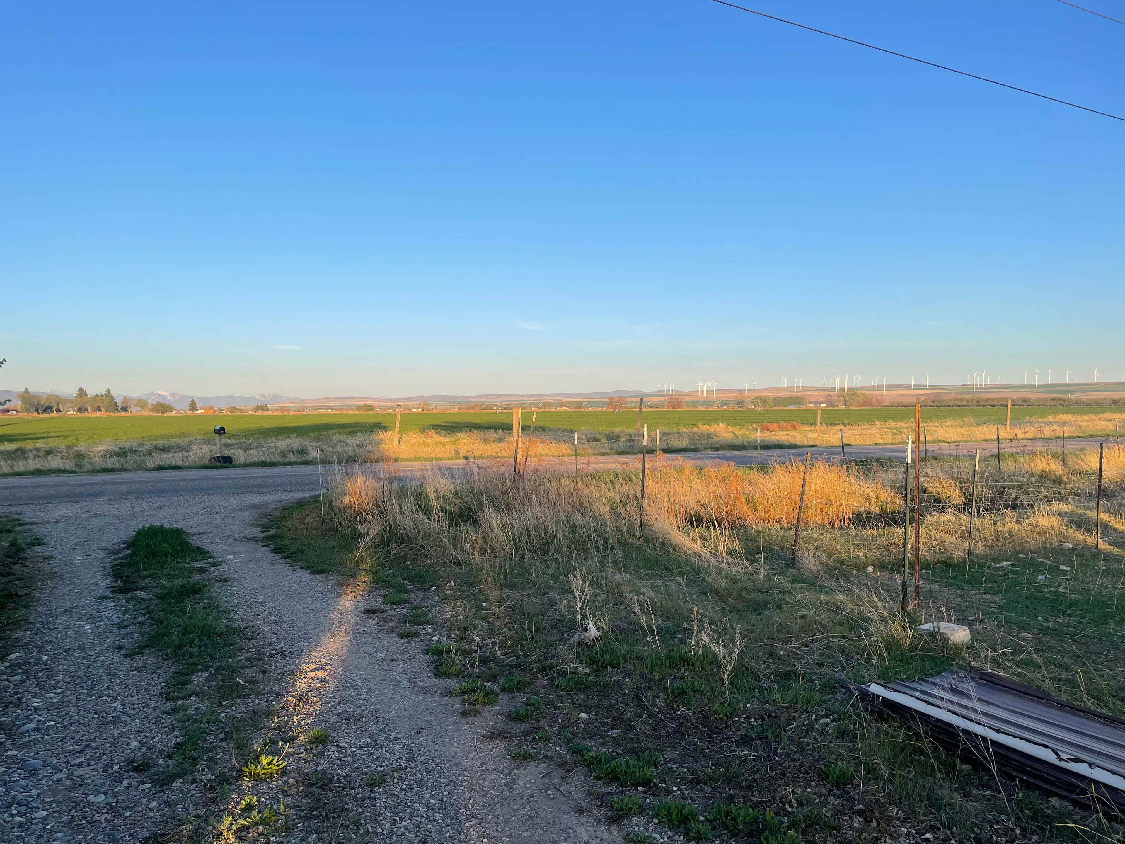 Hobby Farm With Perfect Sunsets