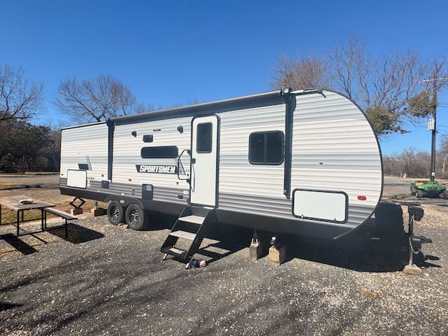 Nanas RV Park on the Frio