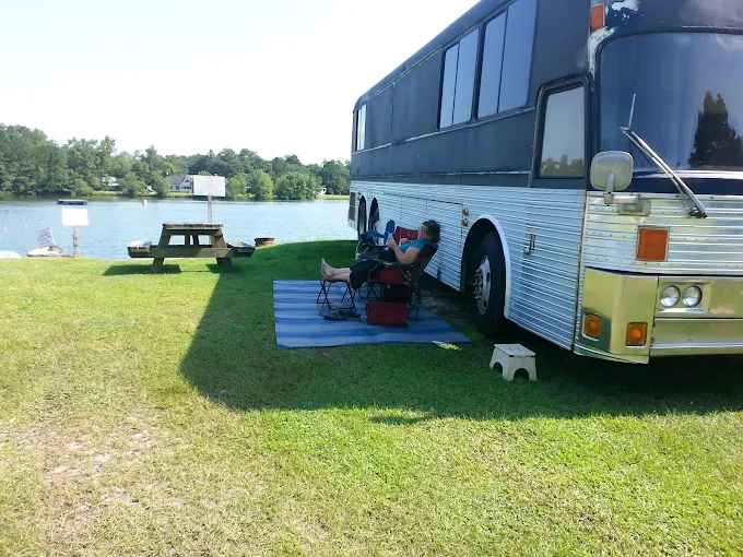 Lake Leamon