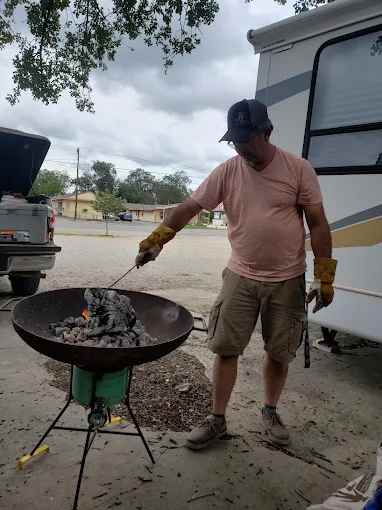 Harlowes RV Park