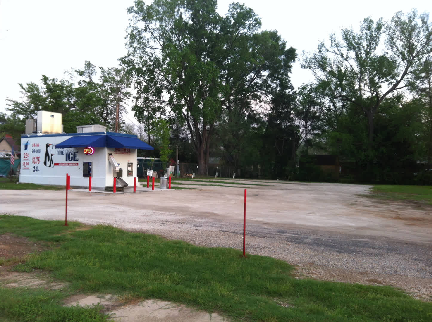 Jefferson Ice Express and RV Park