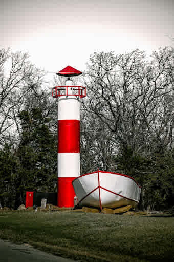Lighthouse Resort and Marina