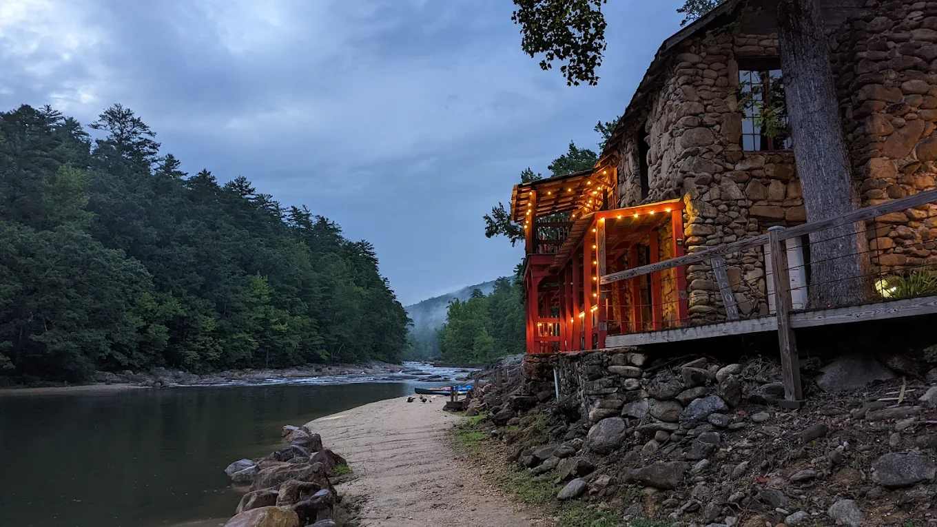 Brown Mountain Beach Campground