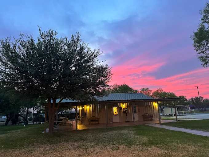 Cross S RV Park