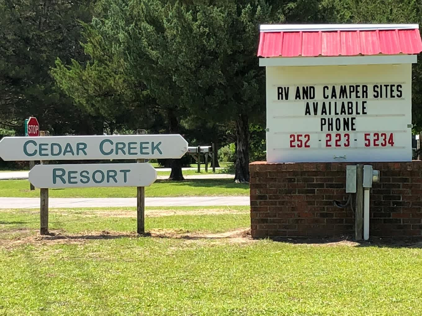 Cedar Creek Resort MHP & RV Sites