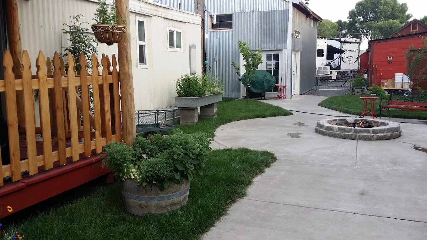 Wild Goose Lodge Motel and RV