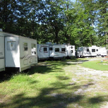 PINE LAKES CAMPGROUND