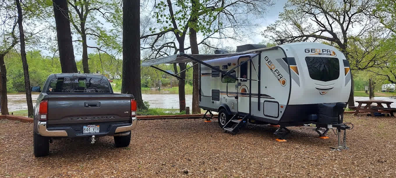 Zan'S Creekside Campground