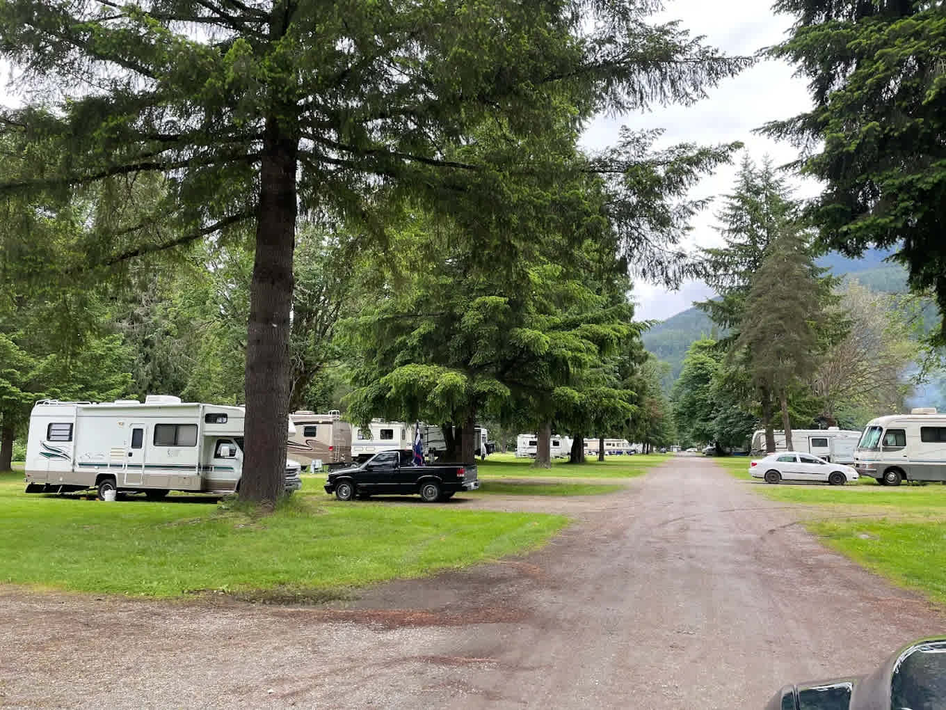 Cascade Peaks Family Campground