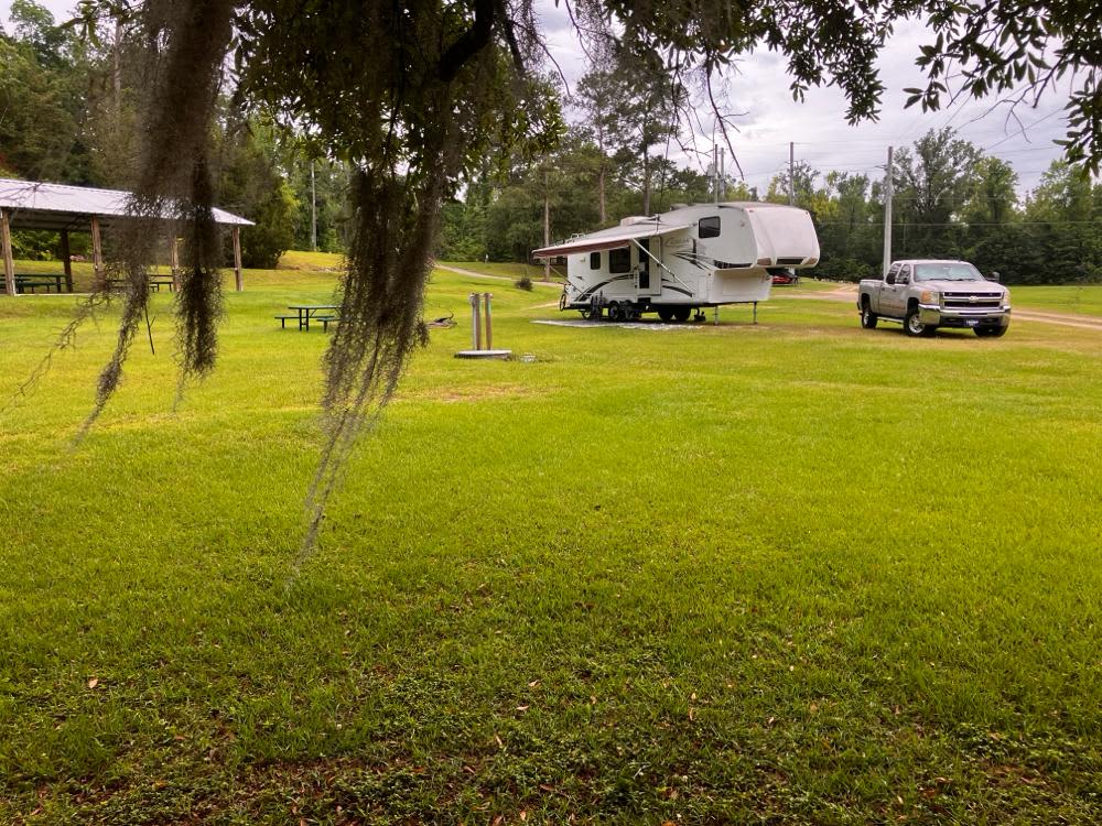 Chattahoochee RV Campgroundand Fishing Resort